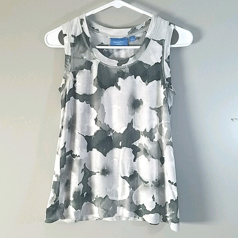 Vera Wang floral tank, size PS